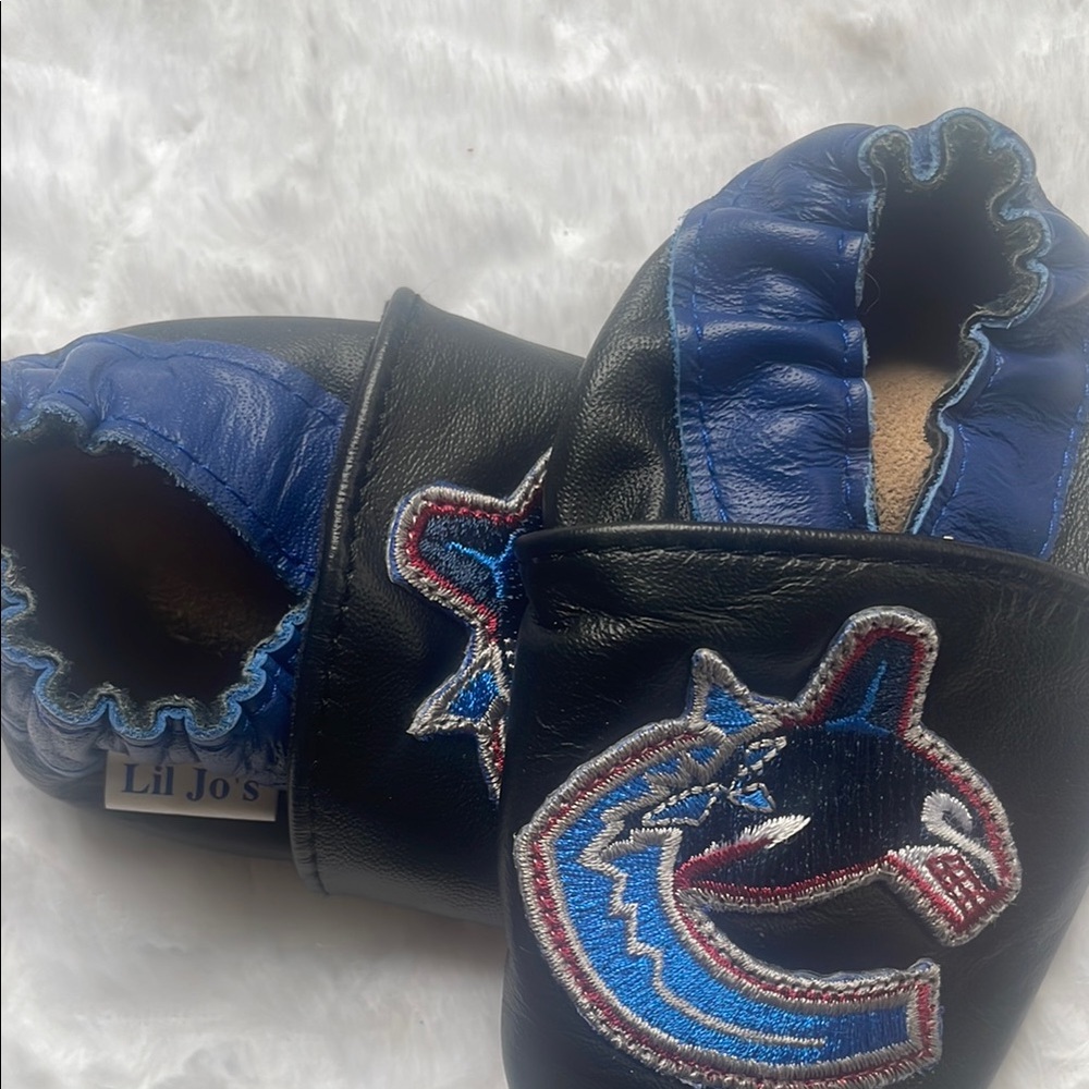 Lil’ Joes Canuck Baby Slippers